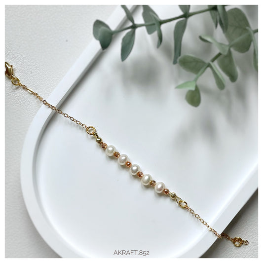 LITTLE - Fresh water Pearl String Bracelet (LI007)