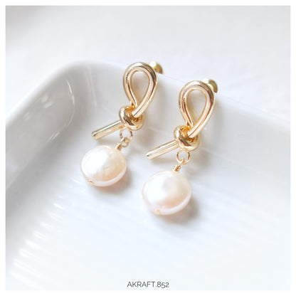 Baroque Pearl Big Knot Earrings