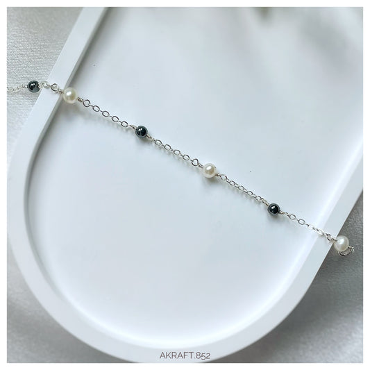 SIMPLE -Black Spinel Pearl Bracelet