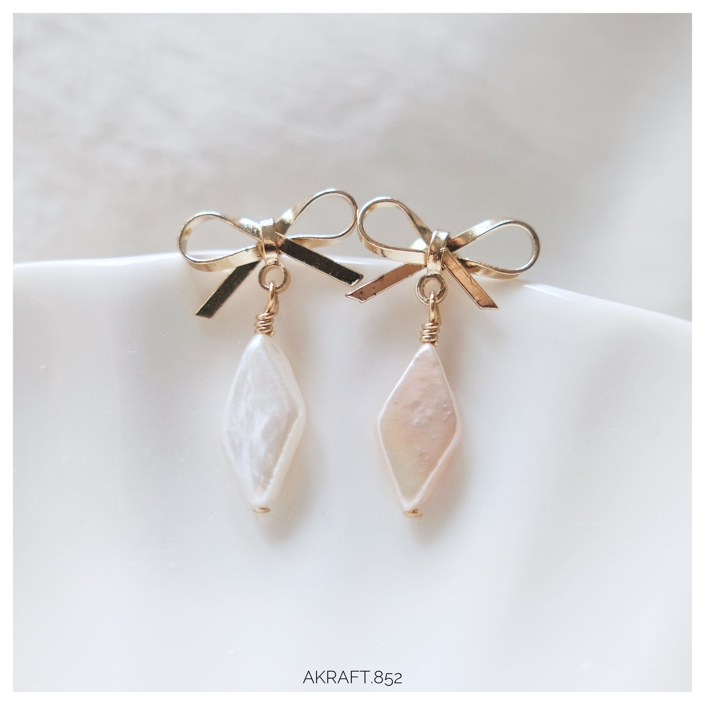 Baroque Pearl Bow-Shaped Earrings