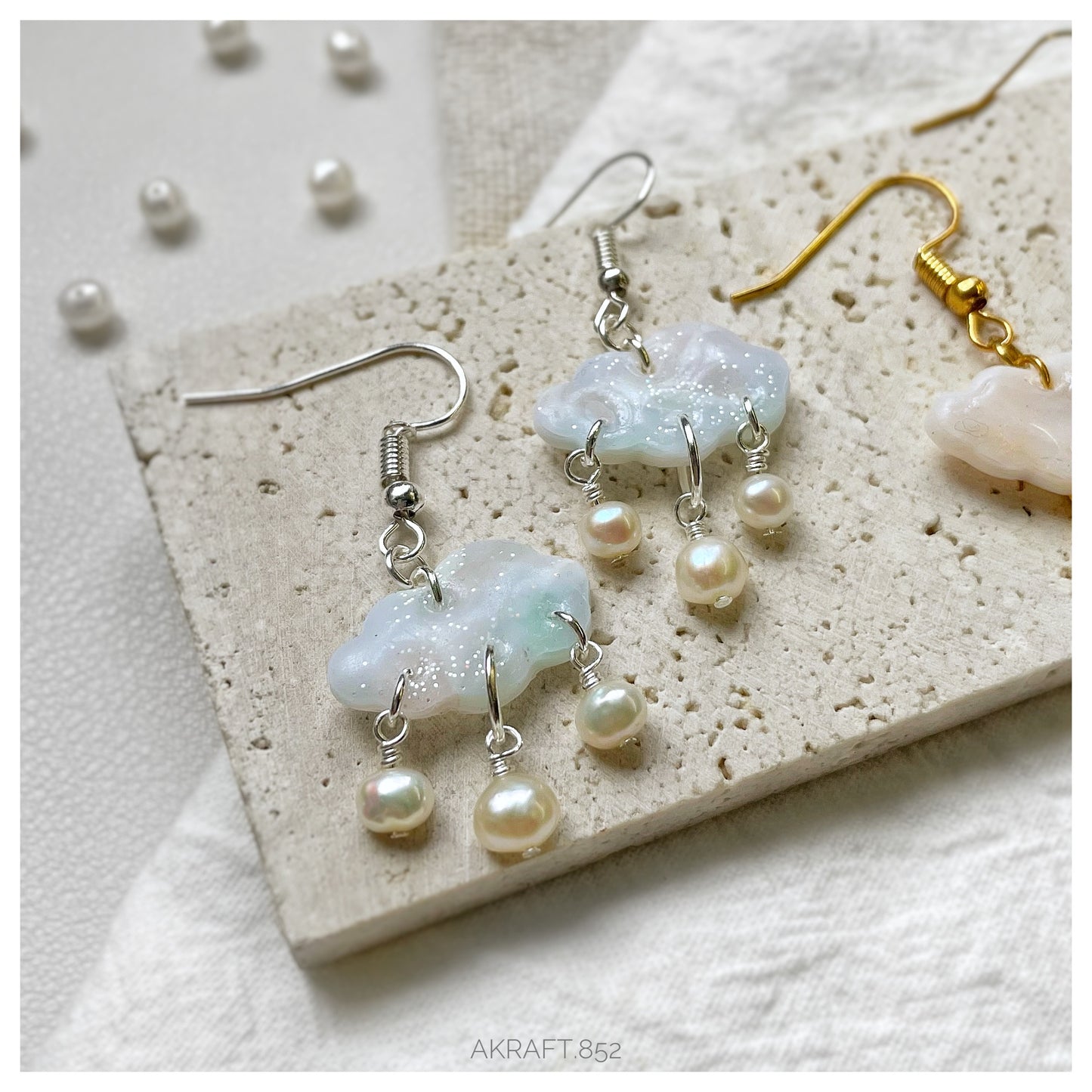 Little Cloud Pearl drops Earring