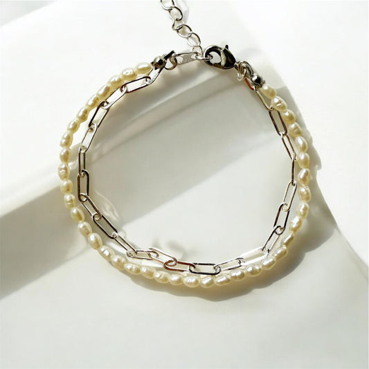 Delicate Freshwater Rice Pearl C hic Clip Chain Bracelet