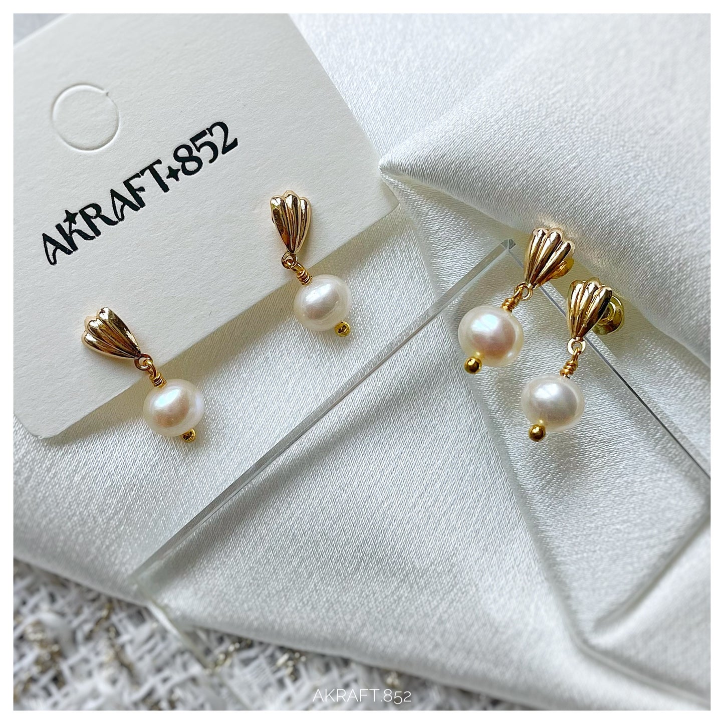 Seashell Pearl Stud Earring