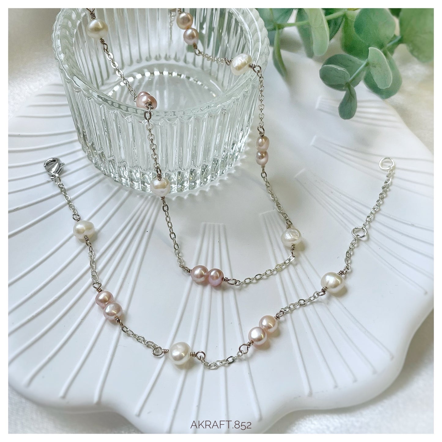 Minimalist blush pink and white Pearl Choker/ Necklace 