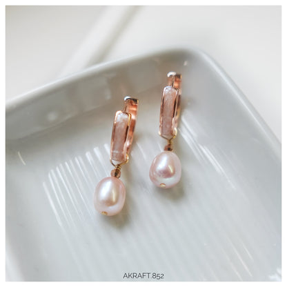 Pink Droplet Pearl Hoop Earrings 【Two in One】